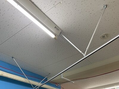 dayservice0 デイサービス カーテンレール・手摺り取り付け工事