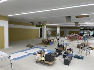 越谷市ドラッグストア　軽鉄ボード・塗装工事
