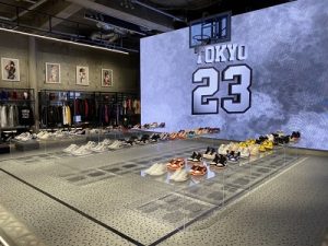 スニーカーショップ　内装工事